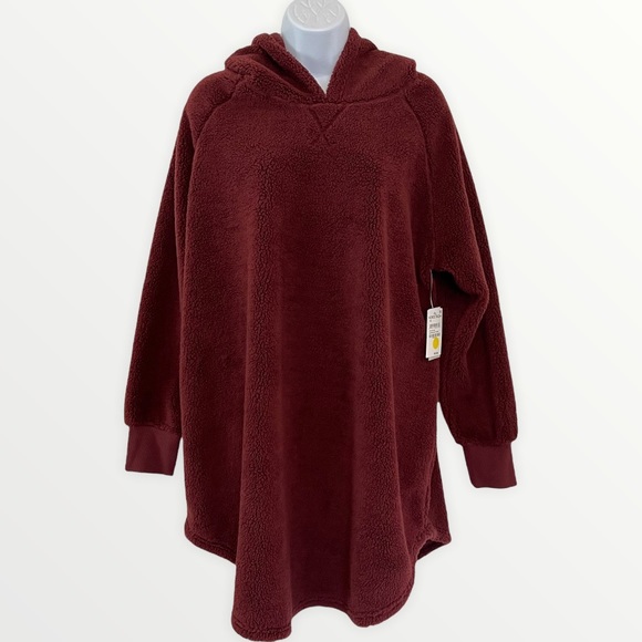 BP Burgandy Port Fuzzy Teddy Style pullover sweater with hood - Picture 2 of 5